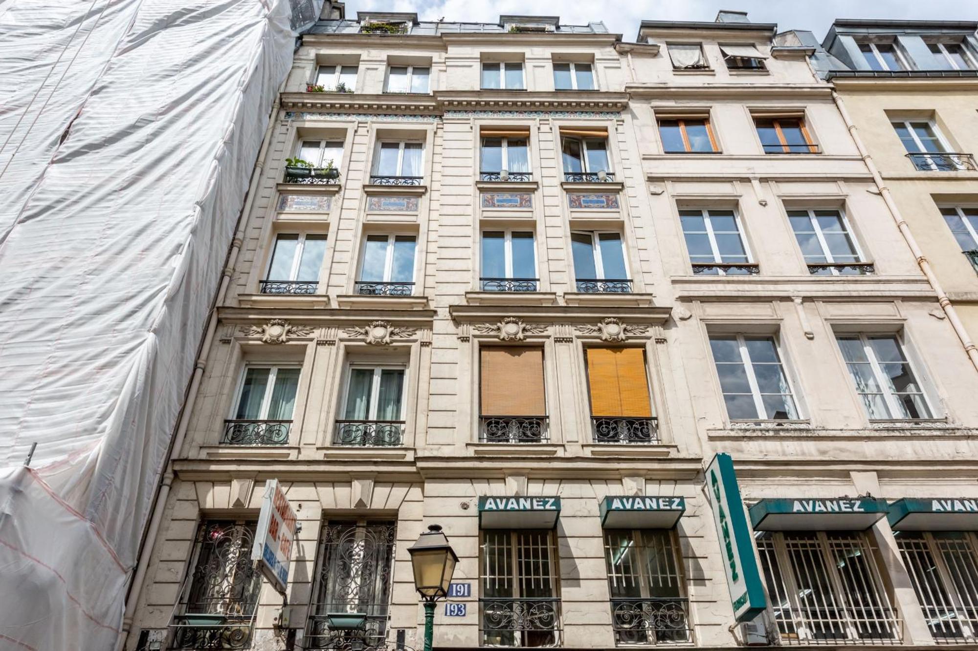 Urban Flat 86 - Charming Flat Apartment