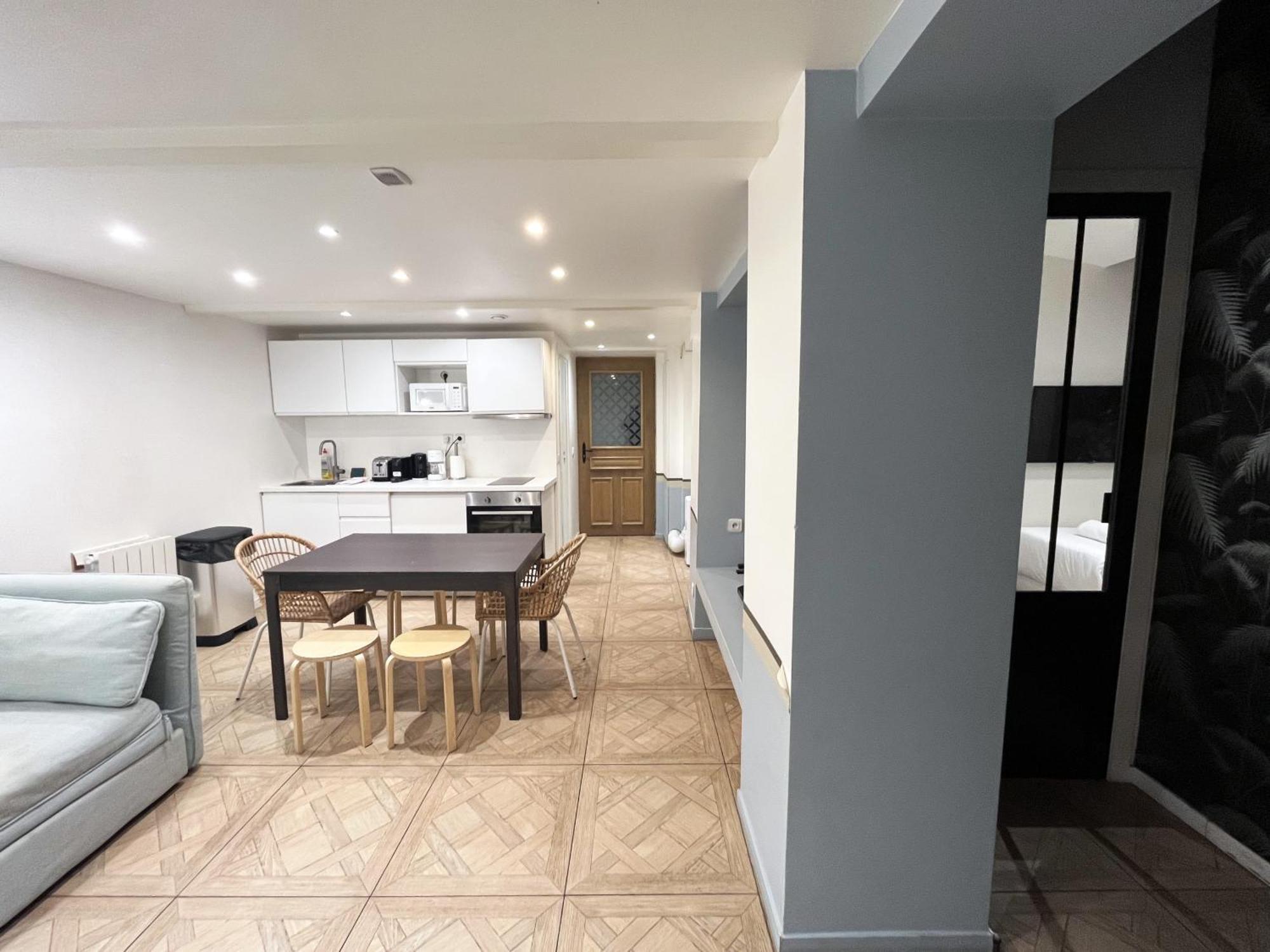Urban Flat 86 - Charming Flat *