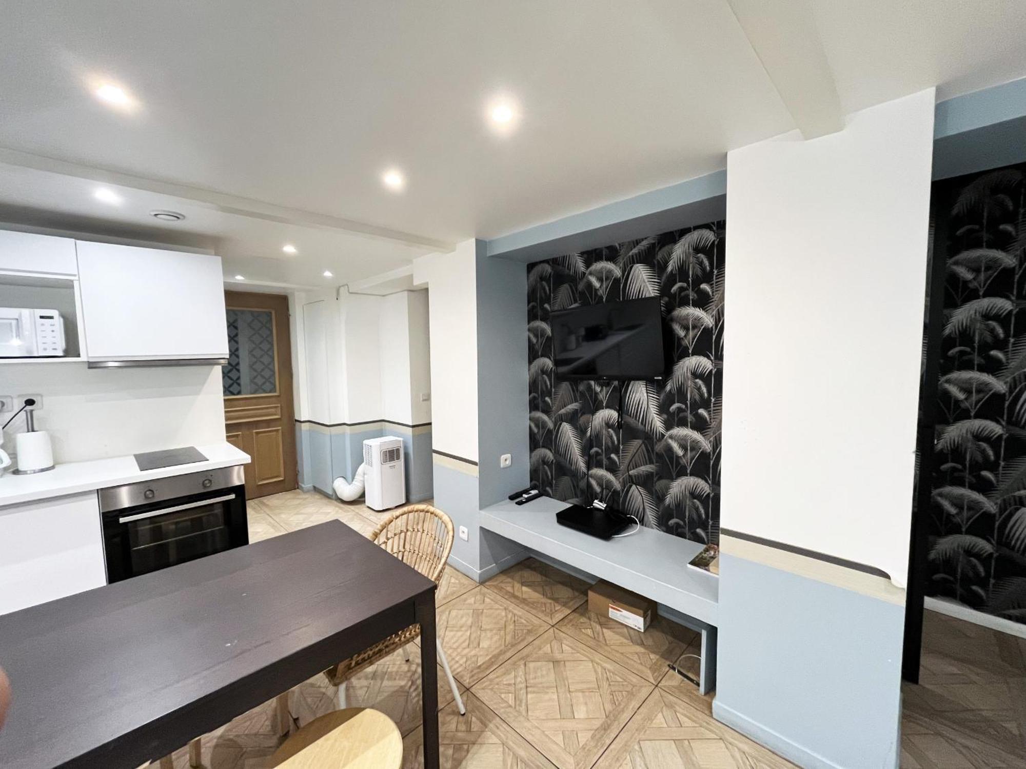 Apartment Urban Flat 86 - Charming Flat